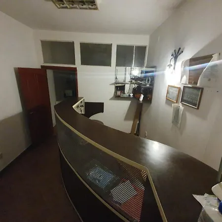 Guest house Pensiunea Sub Stejari ! Self Service ! Self Check-in! Banesti
